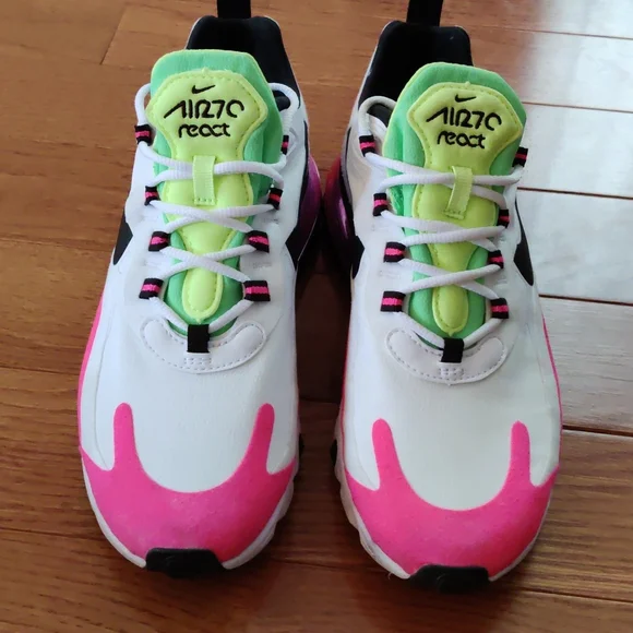 Women Nike sneakers - Picture 2 of 7